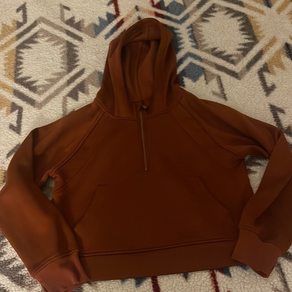 Laslulu cropped half zip hoodie